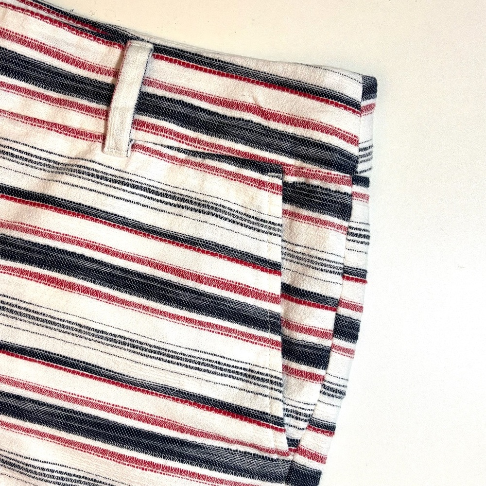 Loft Mid Rise 6 Shorts Striped Red/White/Blue 100% Cotton Size 4 - Picture 3 of 13